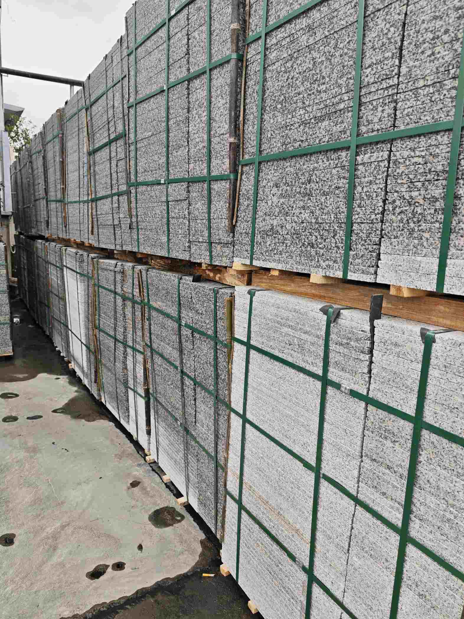 沧州芙蓉白地铺石，石材地铺石